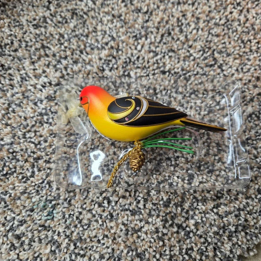 Hallmark Keepsake Western Tanager Ornament 2015 Beauty of Birds 11th Series